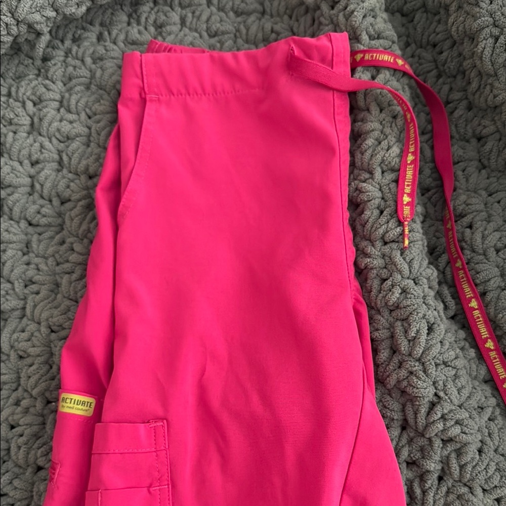 Med Couture pink scrub bottoms